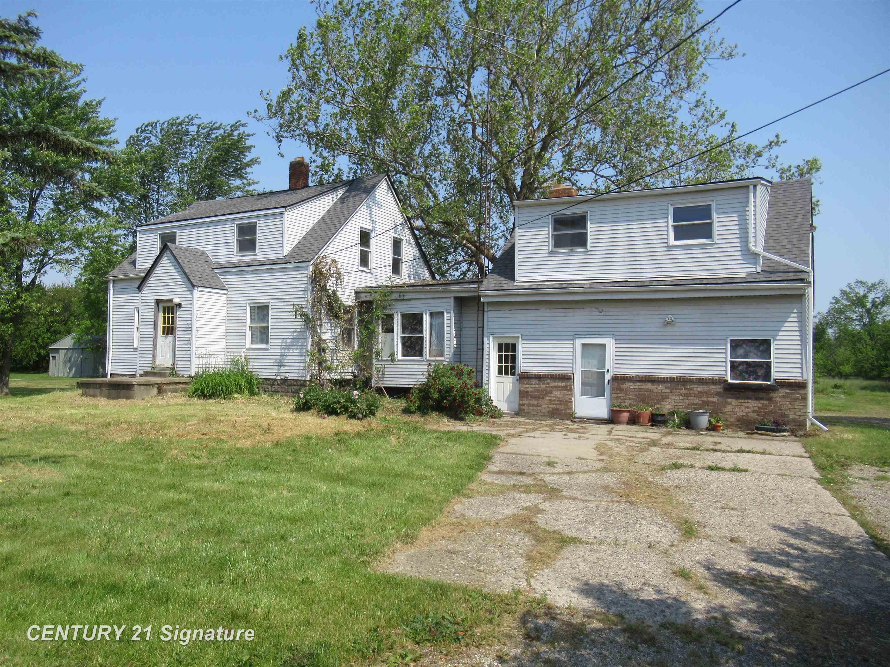 7300 Corunna Road
