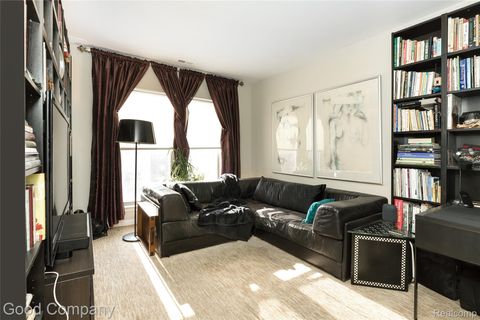 Tiny photo for 129 Allenhurst Avenue, Royal Oak Charter Township, MI 48067 (MLS # 20261002727)