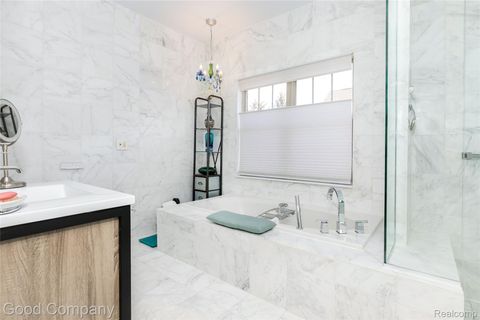 Tiny photo for 129 Allenhurst Avenue, Royal Oak Charter Township, MI 48067 (MLS # 20261002727)