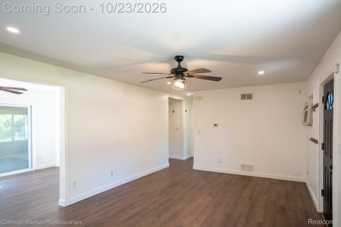 Tiny photo for 5414 Revere Street, Grand Blanc Charter Township, MI 48439 (MLS # 20261084847)
