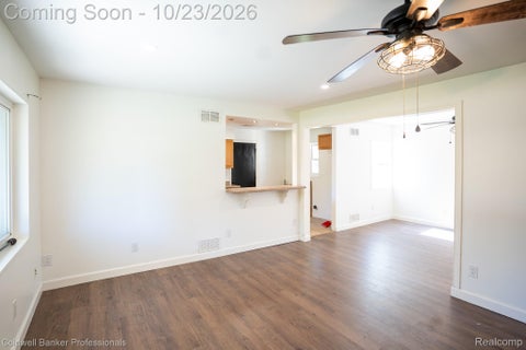Tiny photo for 5414 Revere Street, Grand Blanc Charter Township, MI 48439 (MLS # 20261084847)