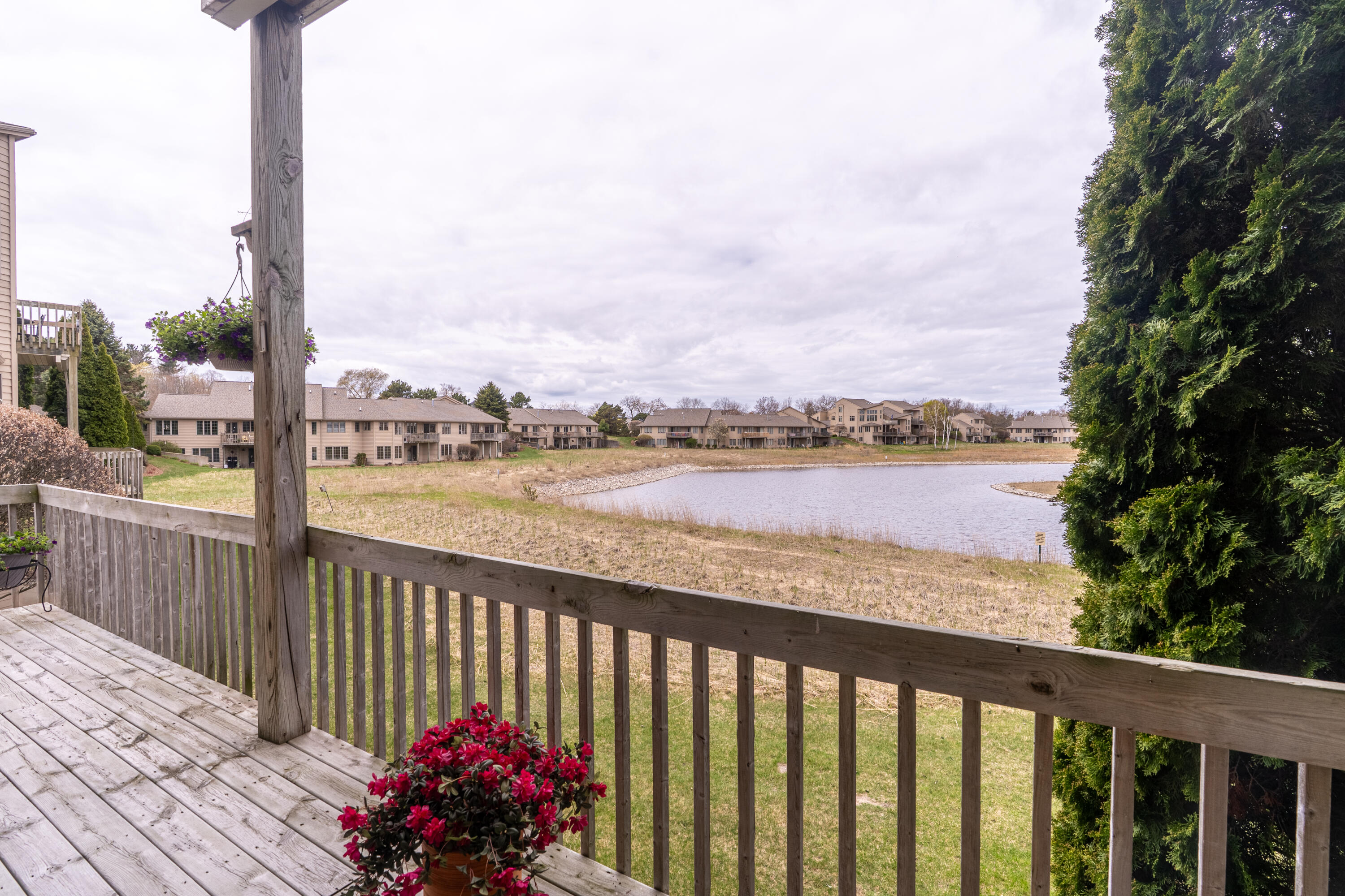 1659 E Harbour Towne Circle