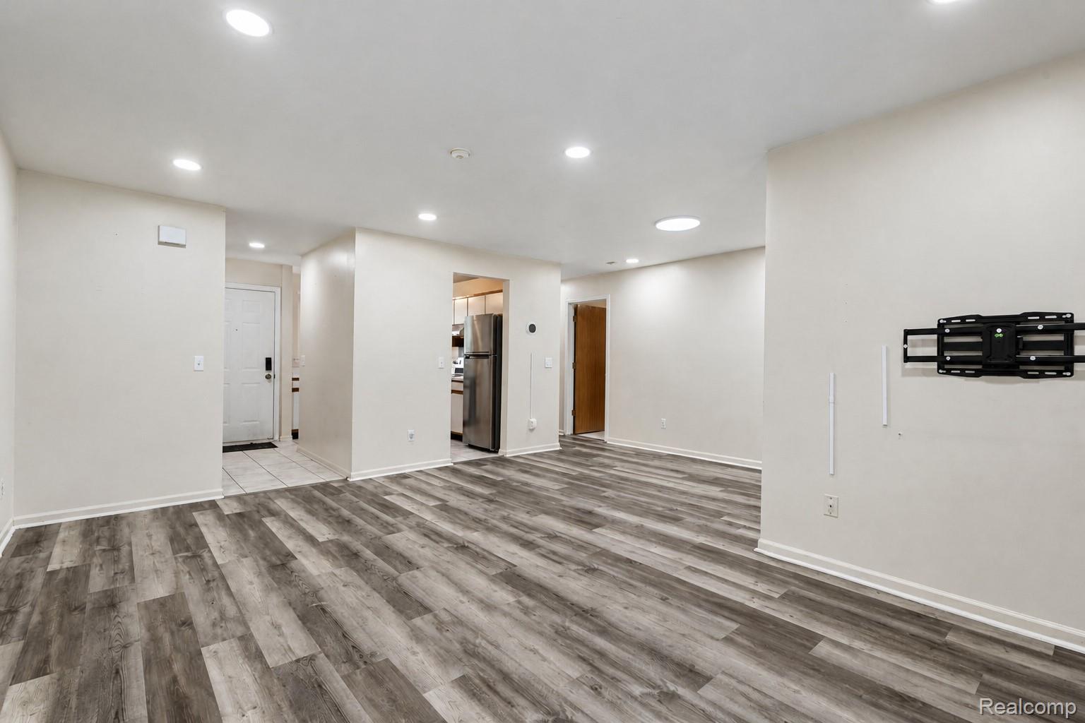 42739 Lilley Pointe Drive