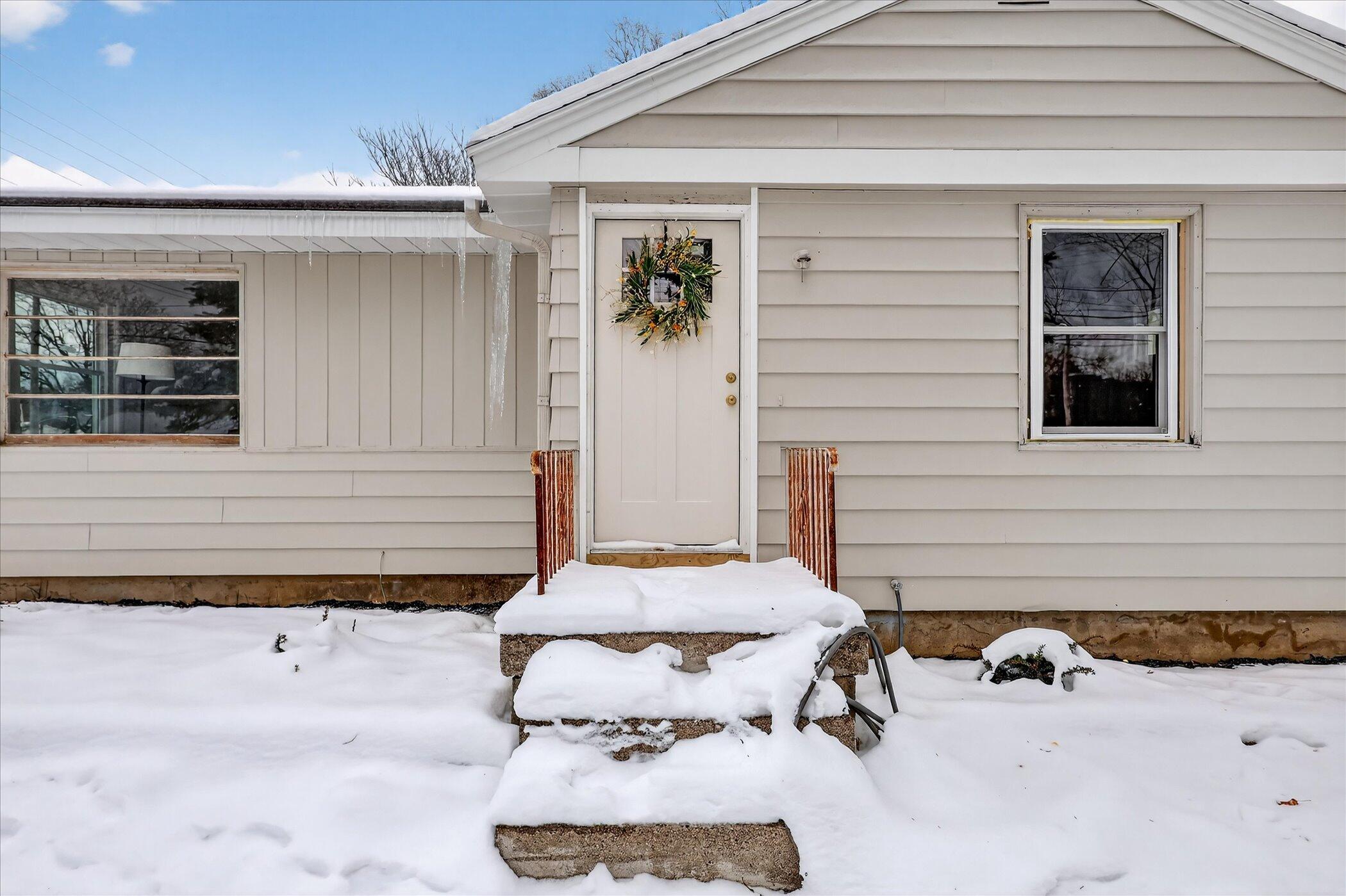 3400 Heron Avenue SW