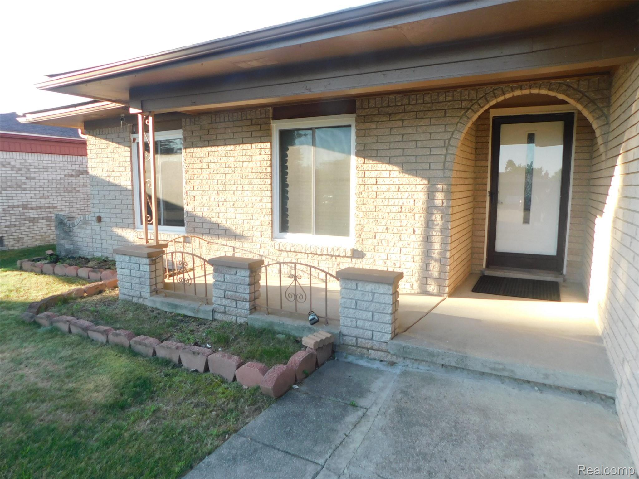 2238 Nadine Drive