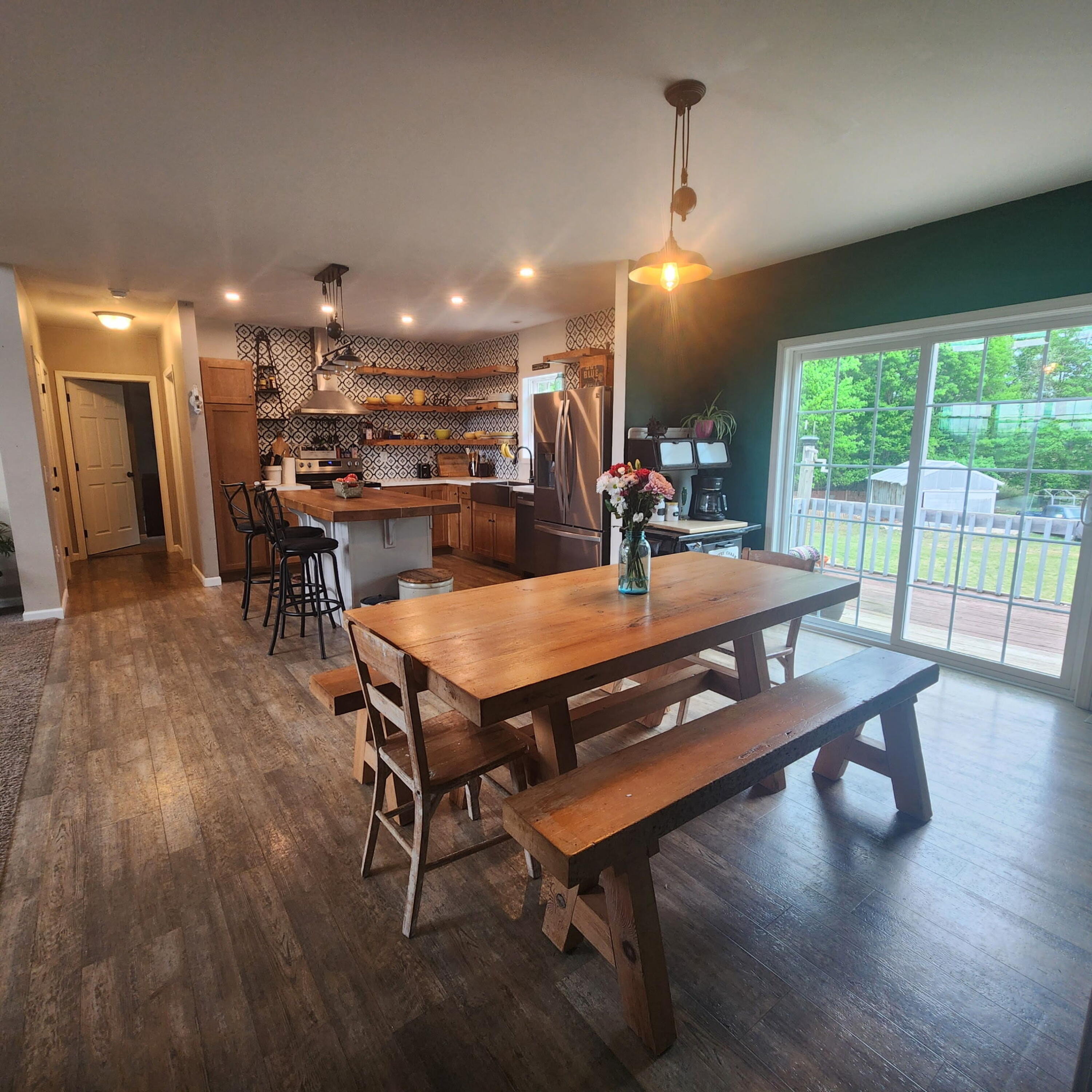 2404 Froede Road