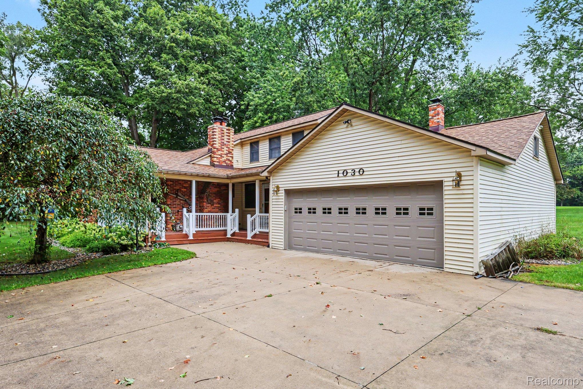 1030 W Livingston Road