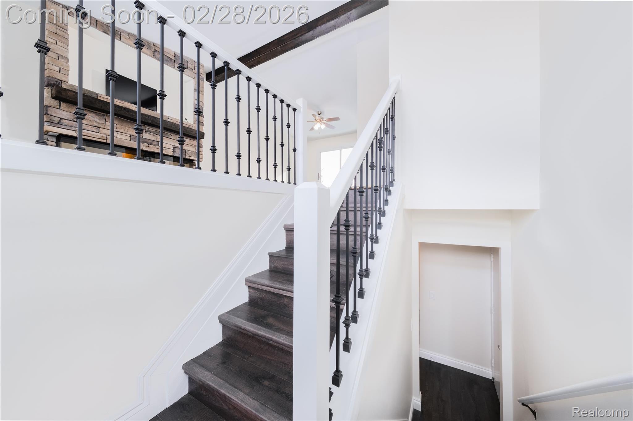 7663 Pleasant Manor Drive