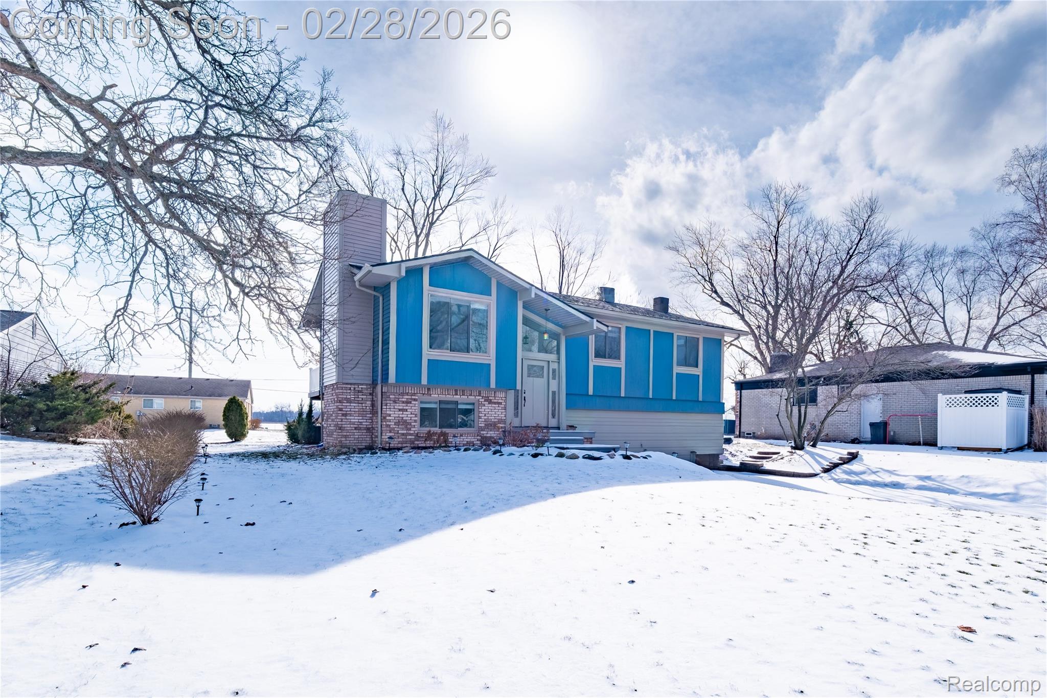 7663 Pleasant Manor Drive