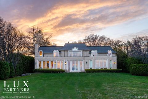 1010 LAKE SHORE Road Village Of Grosse Pointe Shores City MI 48236