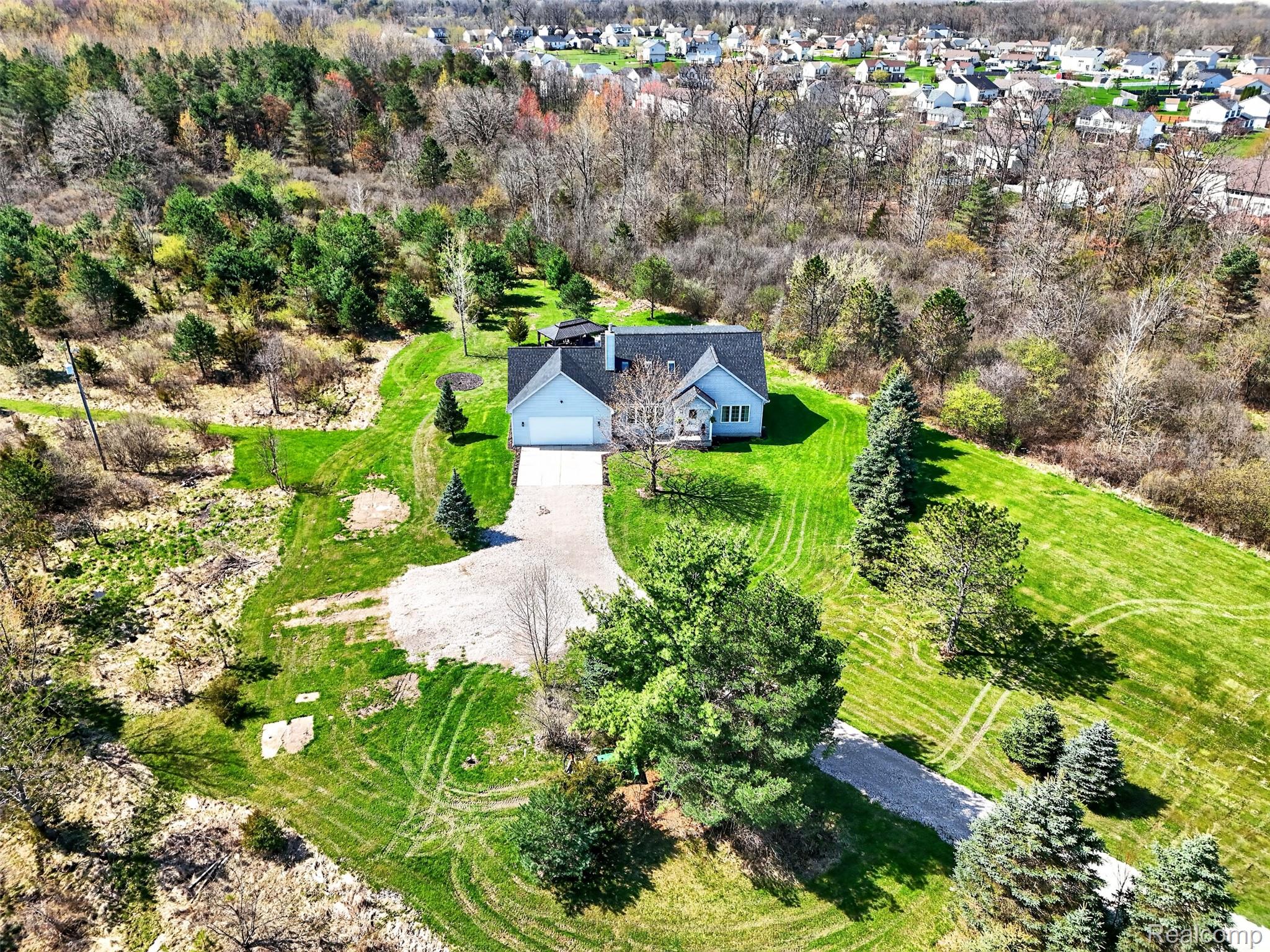 1225 W Grand Blanc Road