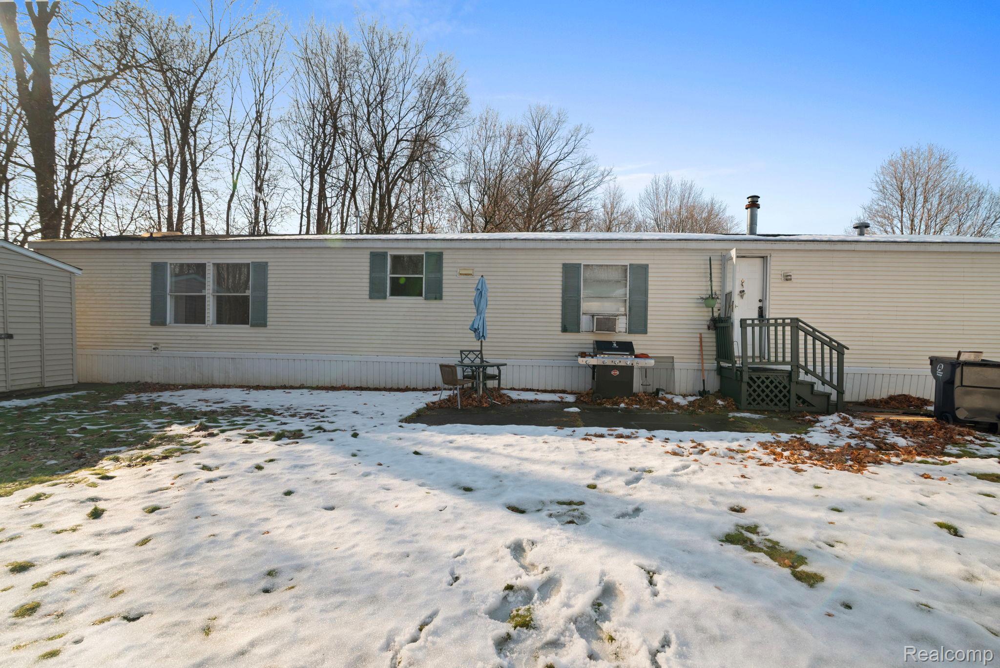 351 North Squirrel Road #207