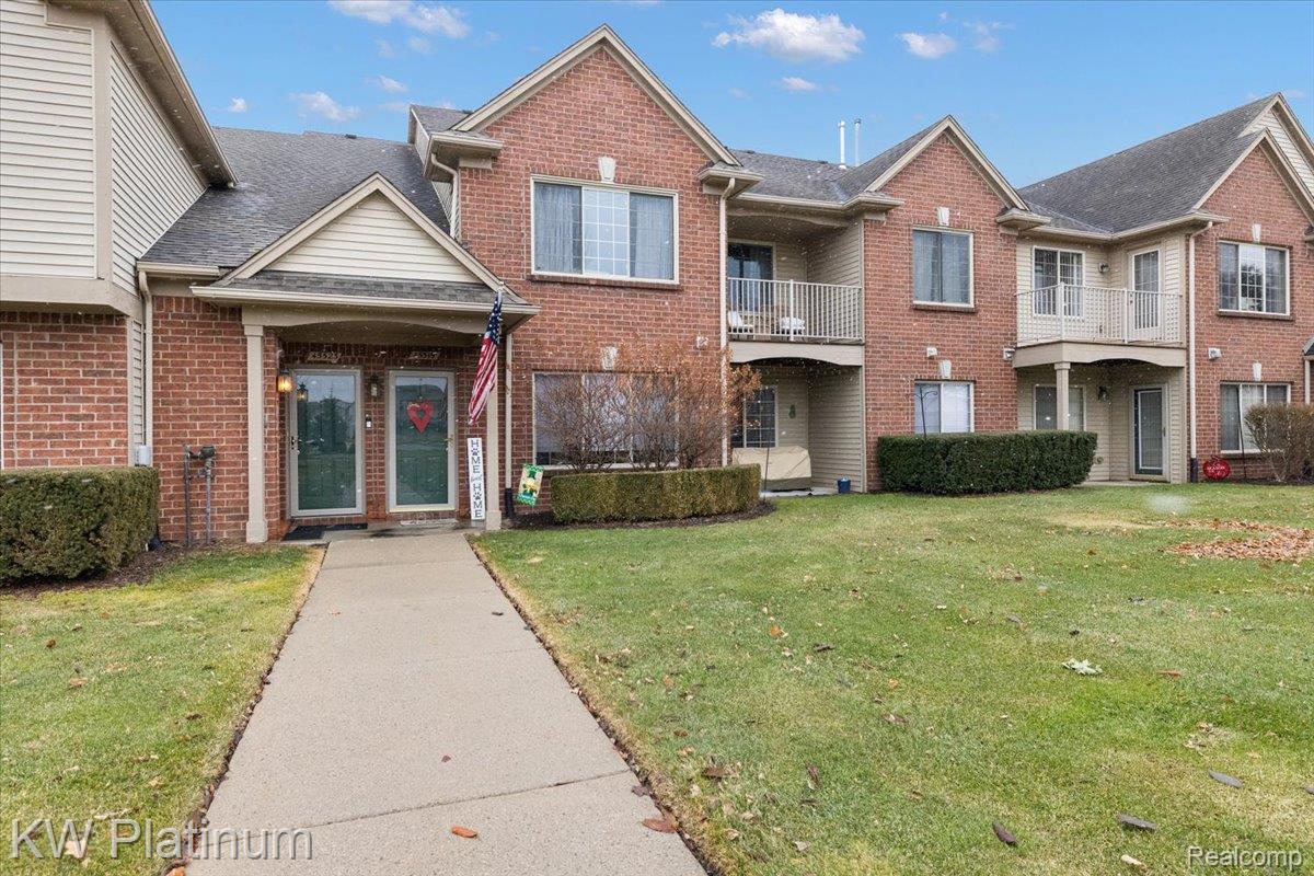 45519 Hidden View Court