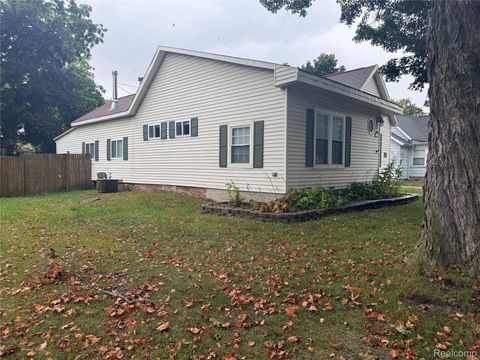 Tiny photo for 140 Alexander Street, Caro City, MI 48723 (MLS # 20261020546)