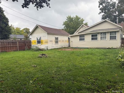 Tiny photo for 140 Alexander Street, Caro City, MI 48723 (MLS # 20261020546)