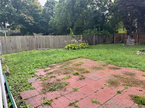 Tiny photo for 140 Alexander Street, Caro City, MI 48723 (MLS # 20261020546)