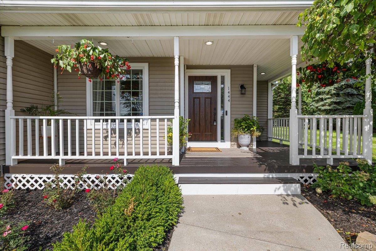 1444 Pebble Creek
