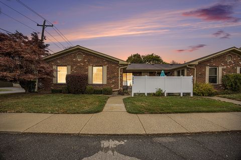 Photo of 2863 Roundtree Drive, Troy City, MI 48083 (MLS # 81025056207)