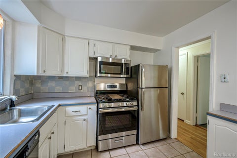 Tiny photo for 505 S Minerva Avenue, Royal Oak City, MI 48067 (MLS # 20261069127)