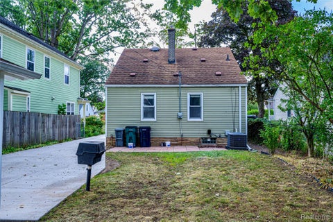 Tiny photo for 505 S Minerva Avenue, Royal Oak City, MI 48067 (MLS # 20261069127)