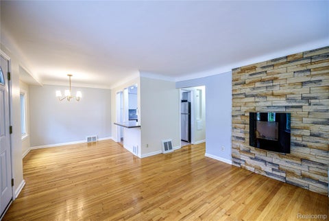 Tiny photo for 505 S Minerva Avenue, Royal Oak City, MI 48067 (MLS # 20261069127)