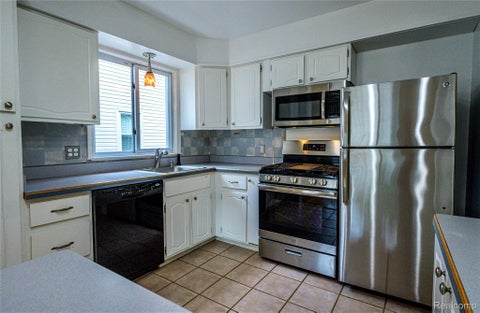 Tiny photo for 505 S Minerva Avenue, Royal Oak City, MI 48067 (MLS # 20261069127)