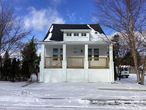 19351 Georgia Street Roseville City MI 48066