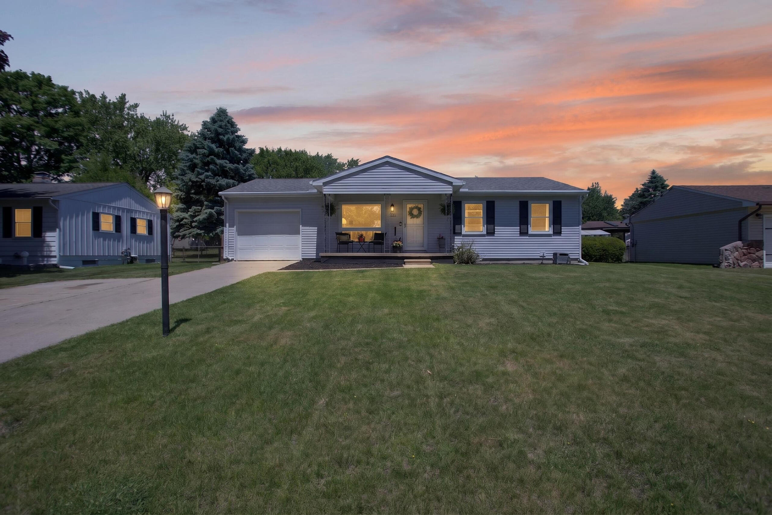 5650 Poplar Drive