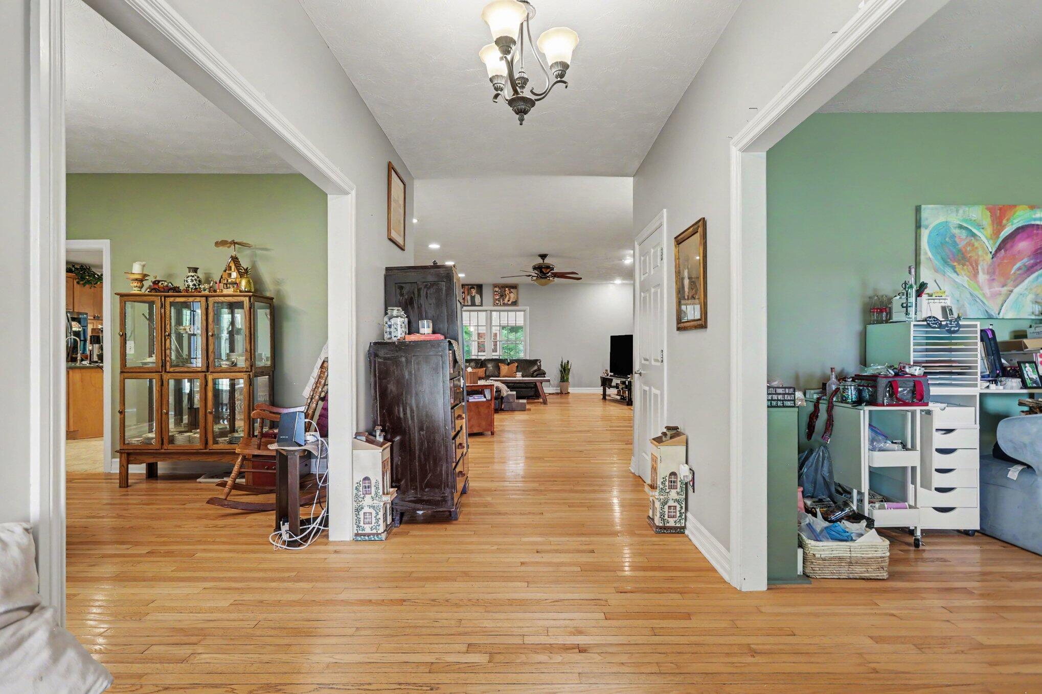 17830 Victors Lane