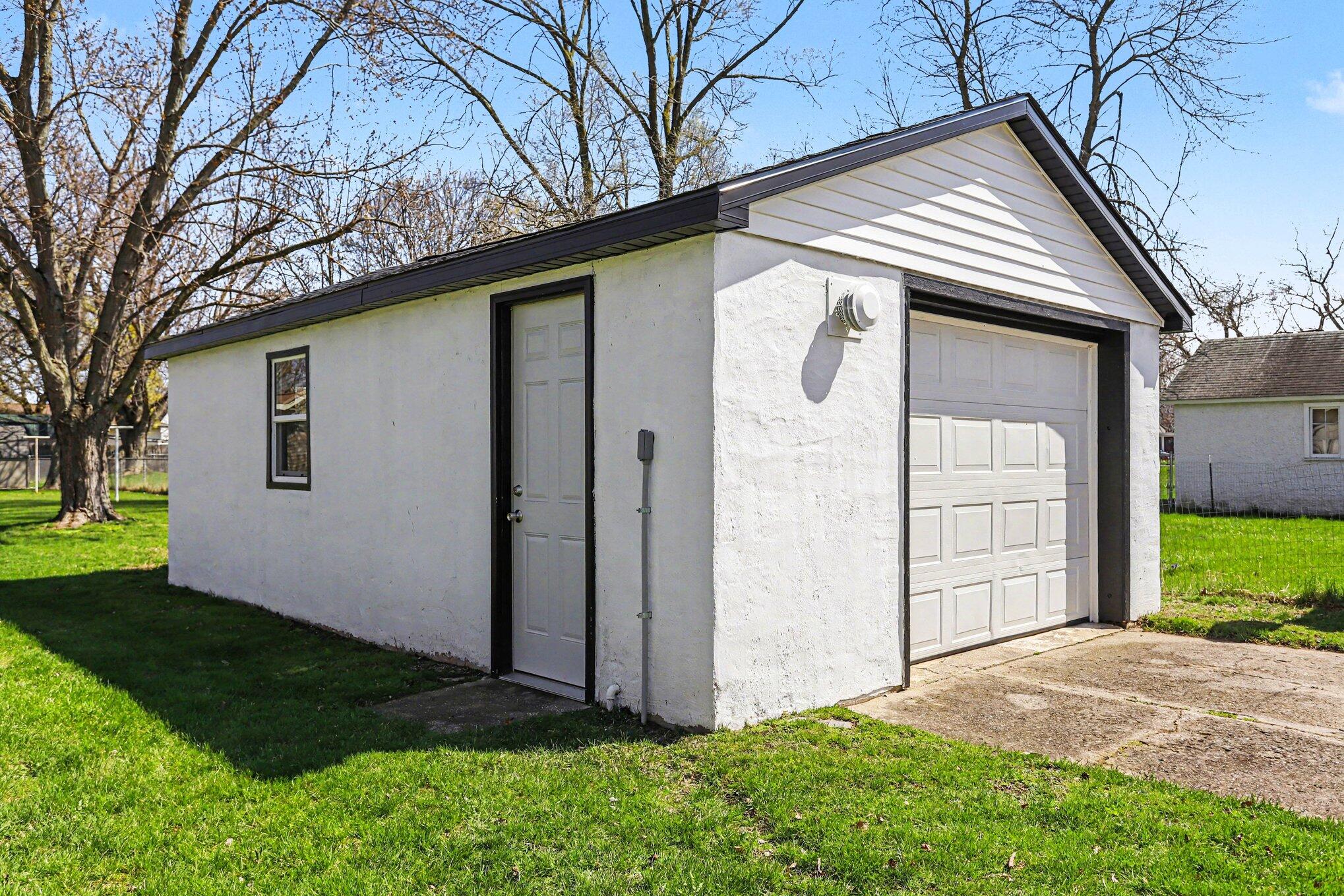 322 Shaffmaster Boulevard