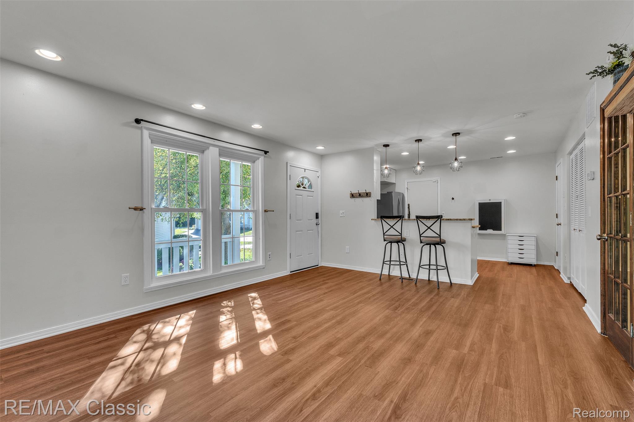 1616 Golden Lane