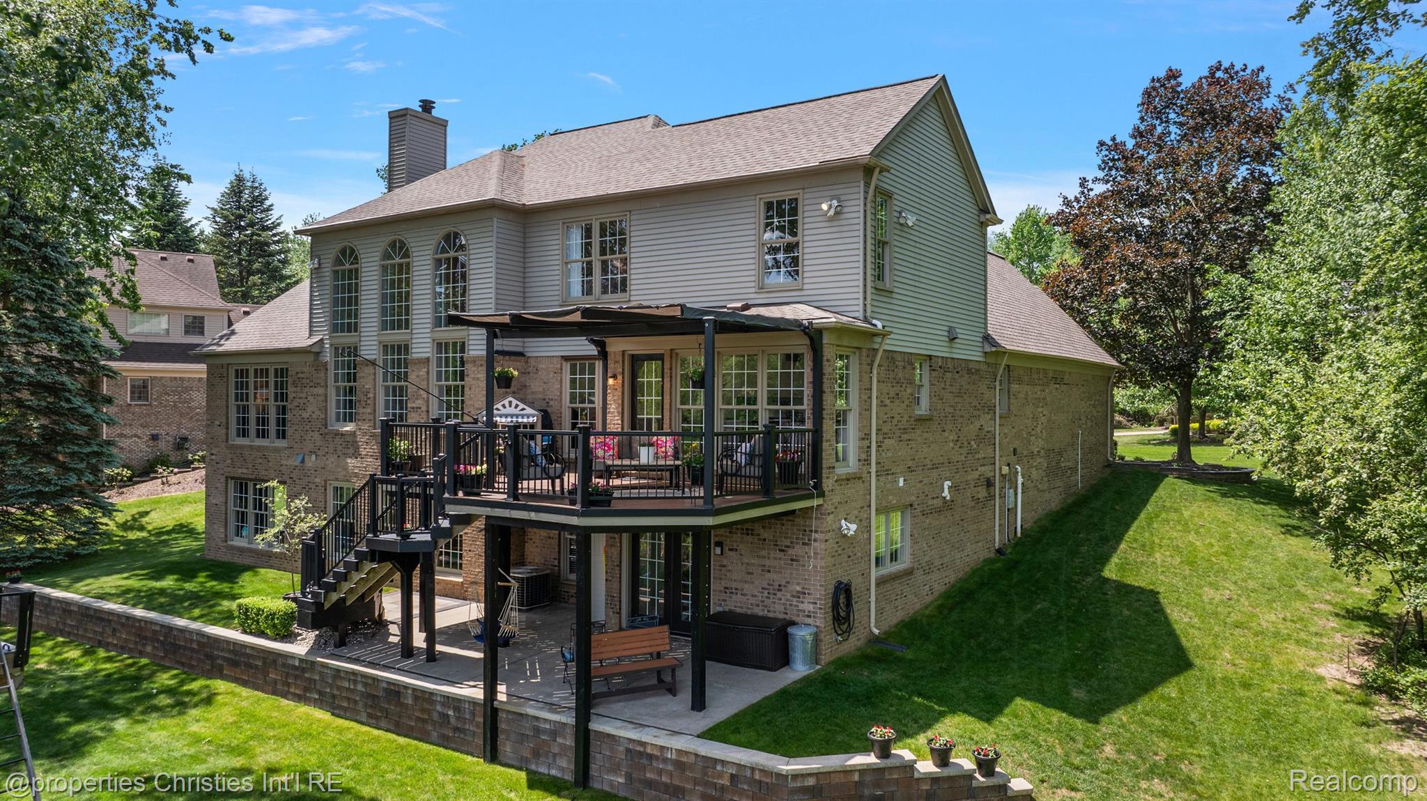 1707 Mountain Ash Drive