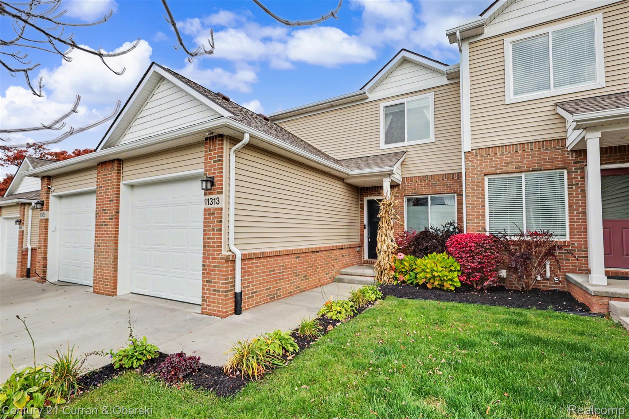 11313 Woodruff Lake Drive