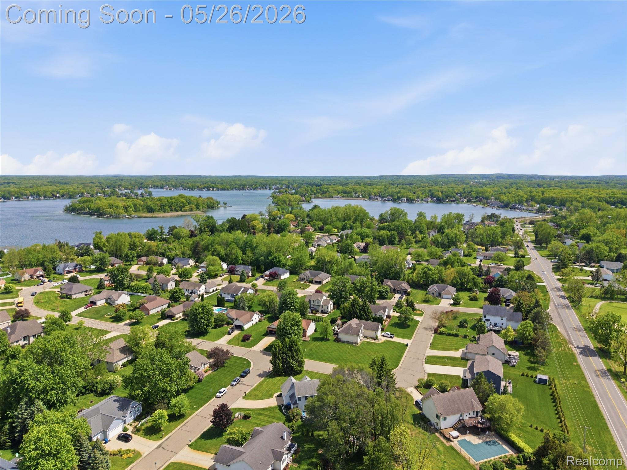 2389 Golfview Circle