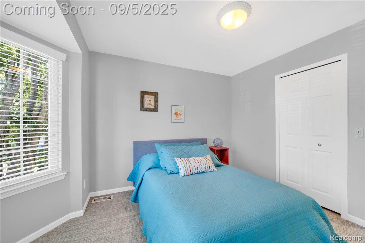 Commerce Charter Township, Michigan 48382, United States, 4 Bedrooms Bedrooms, ,3 BathroomsBathrooms,Residential,Active,203760