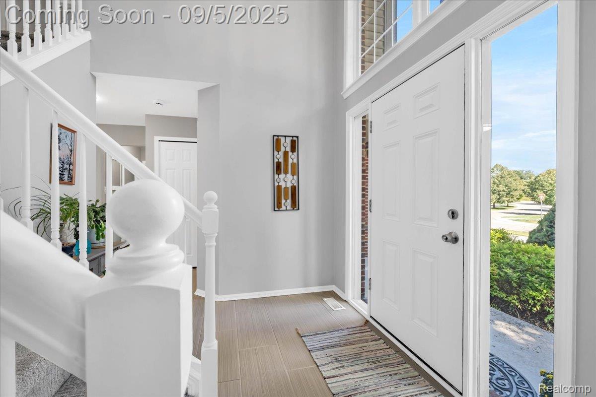 Commerce Charter Township, Michigan 48382, United States, 4 Bedrooms Bedrooms, ,3 BathroomsBathrooms,Residential,Active,203760