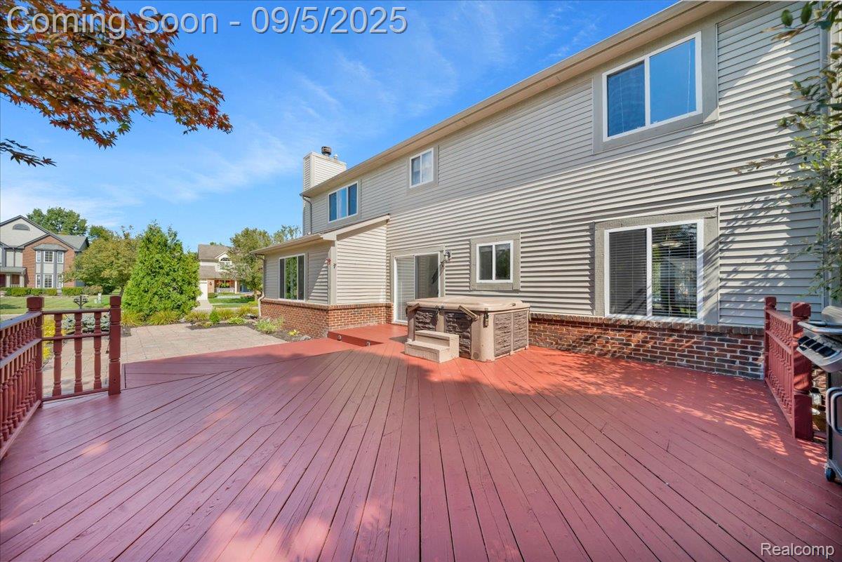 Commerce Charter Township, Michigan 48382, United States, 4 Bedrooms Bedrooms, ,3 BathroomsBathrooms,Residential,Active,203760