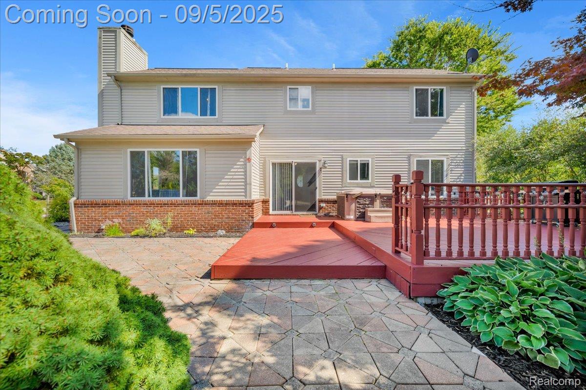 Commerce Charter Township, Michigan 48382, United States, 4 Bedrooms Bedrooms, ,3 BathroomsBathrooms,Residential,Active,203760