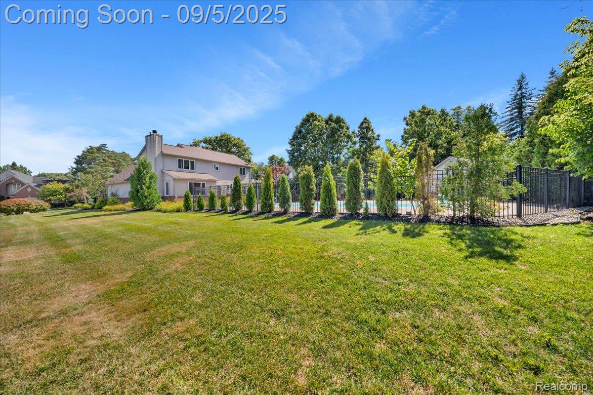 Commerce Charter Township, Michigan 48382, United States, 4 Bedrooms Bedrooms, ,3 BathroomsBathrooms,Residential,Active,203760