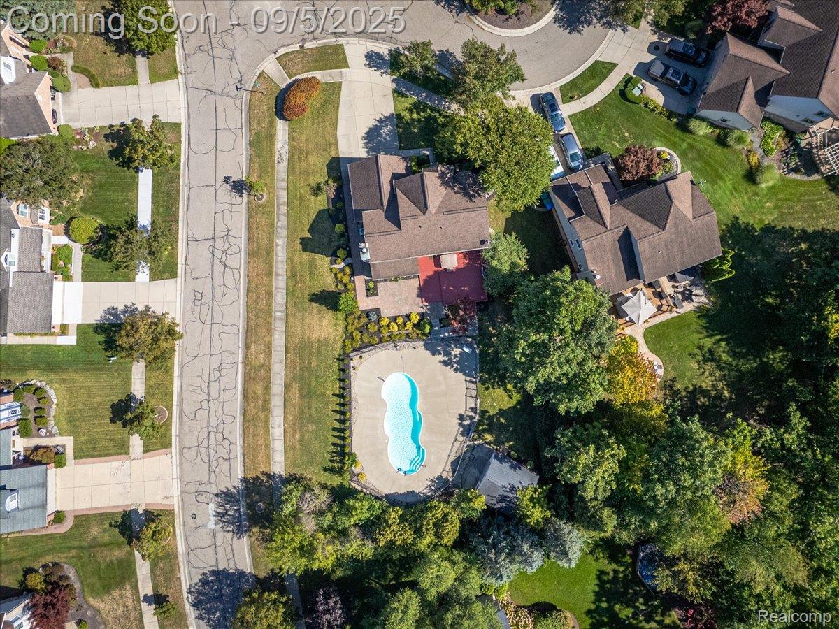 Commerce Charter Township, Michigan 48382, United States, 4 Bedrooms Bedrooms, ,3 BathroomsBathrooms,Residential,Active,203760