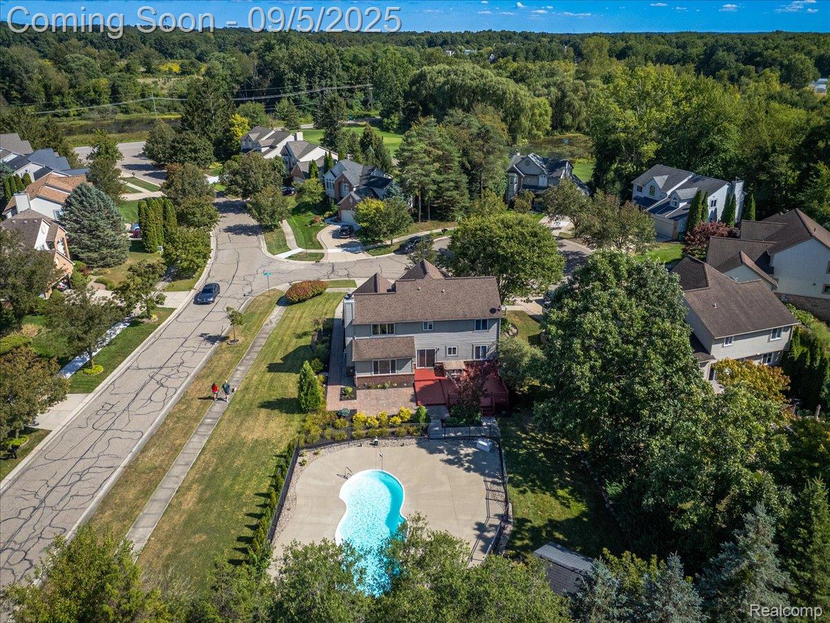 Commerce Charter Township, Michigan 48382, United States, 4 Bedrooms Bedrooms, ,3 BathroomsBathrooms,Residential,Active,203760