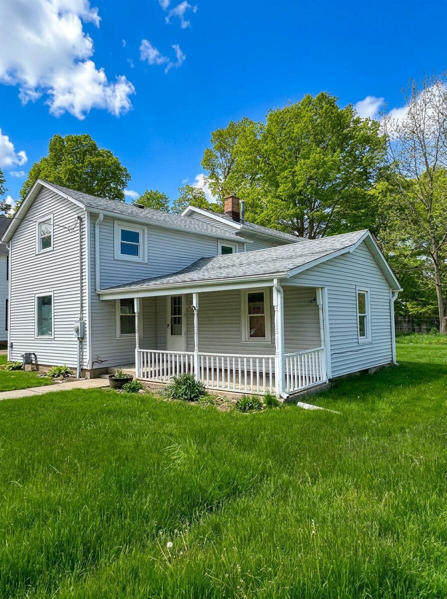 327 N Robinson Street