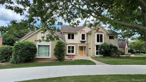 Photo of 3440 Salem Drive, Rochester Hills City, MI 48306 (MLS # 20261047756)