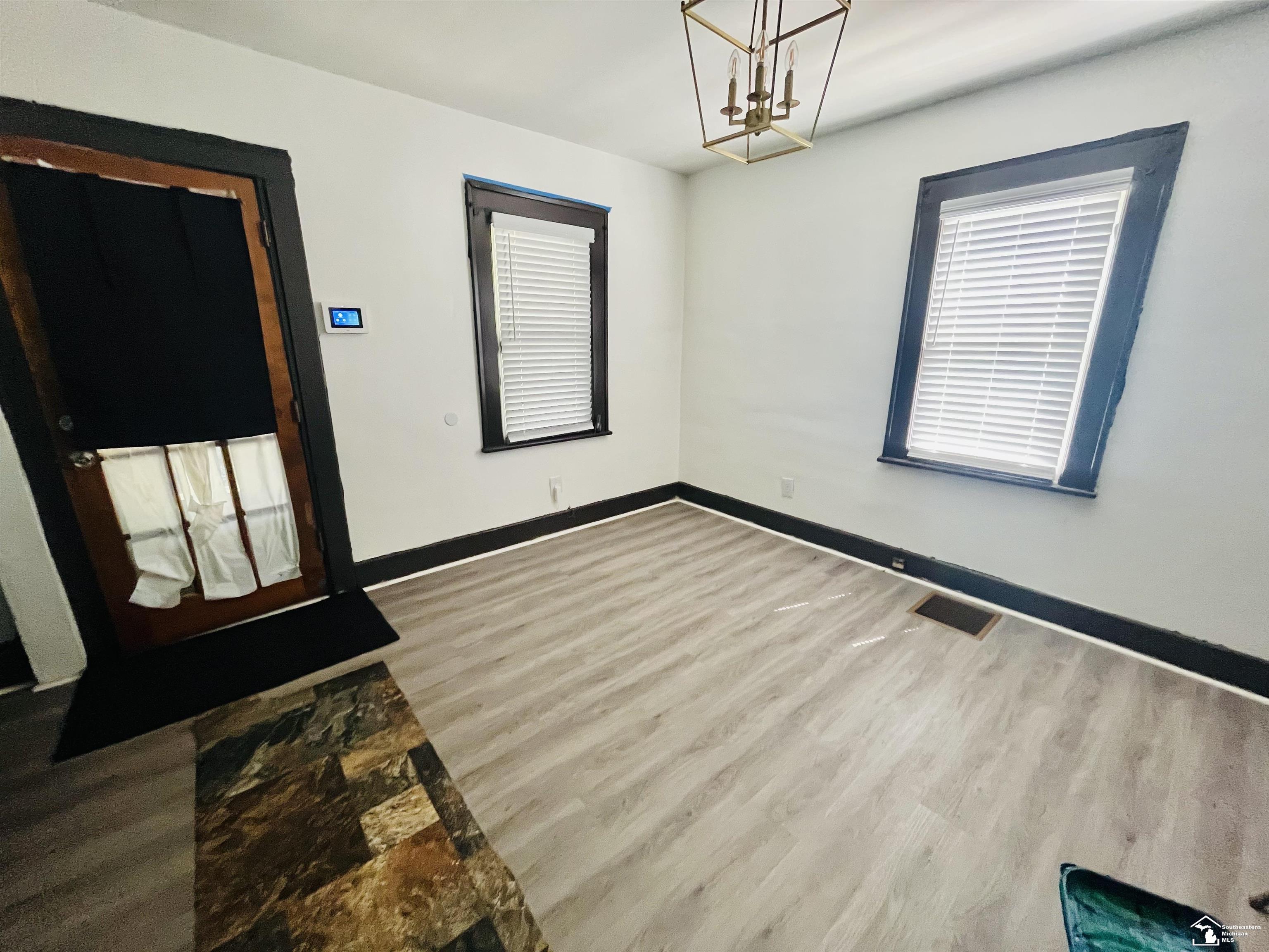 Monroe City, Michigan 48161, United States, 3 Bedrooms Bedrooms, ,1 BathroomBathrooms,Residential,Active,180896