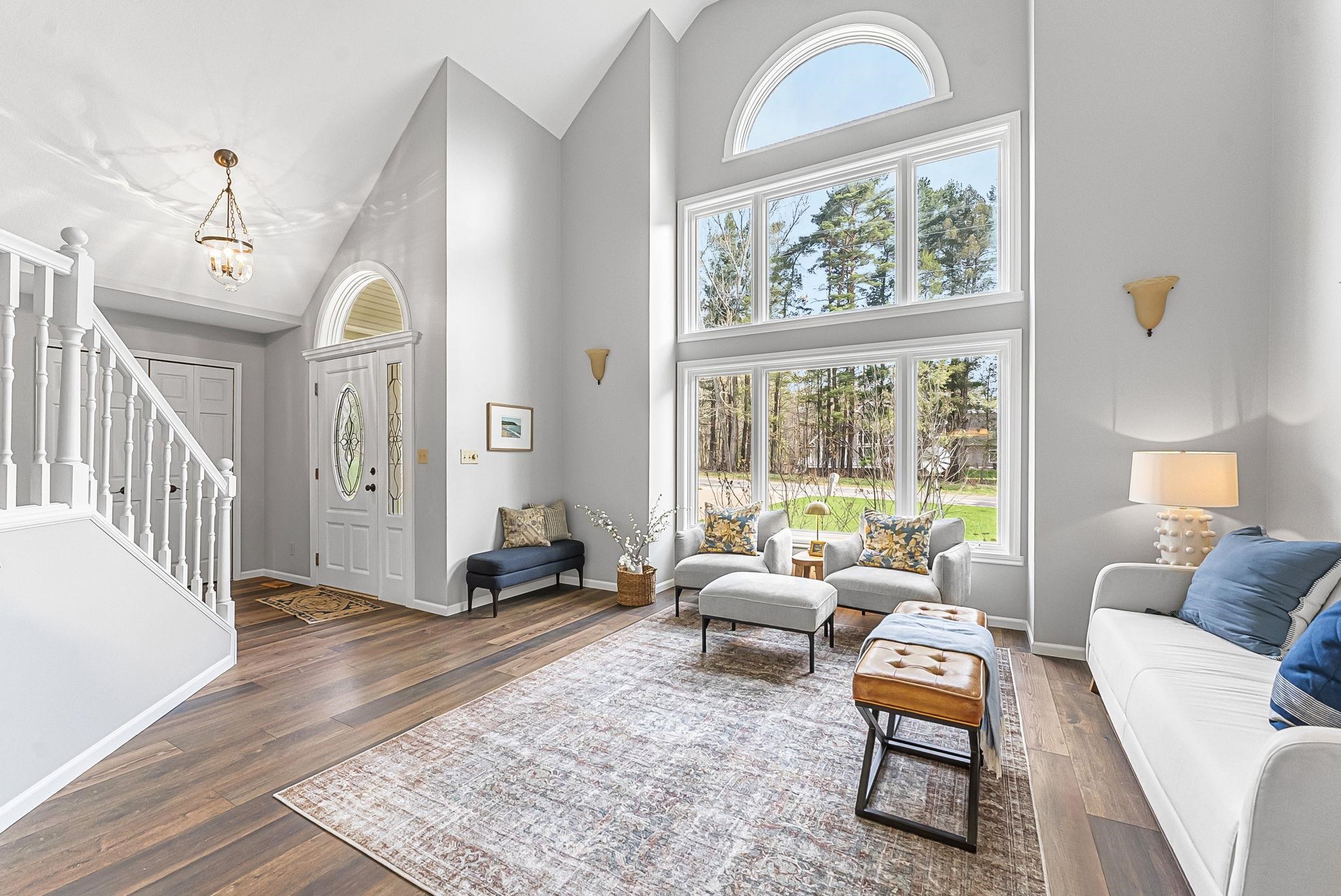 9733 Crescent Shores Road