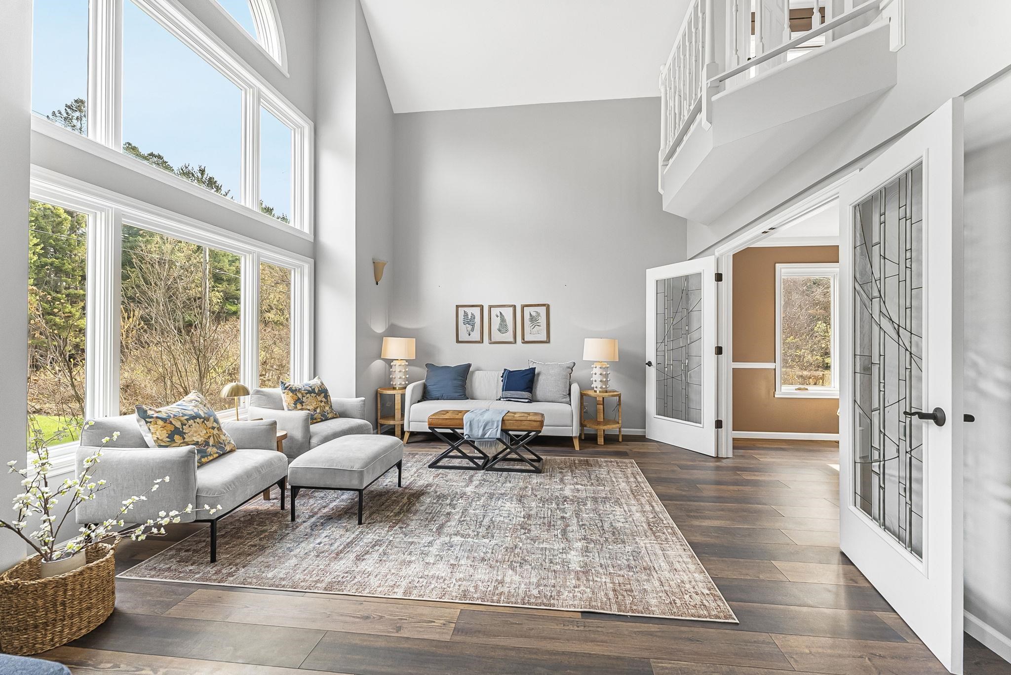 9733 Crescent Shores Road