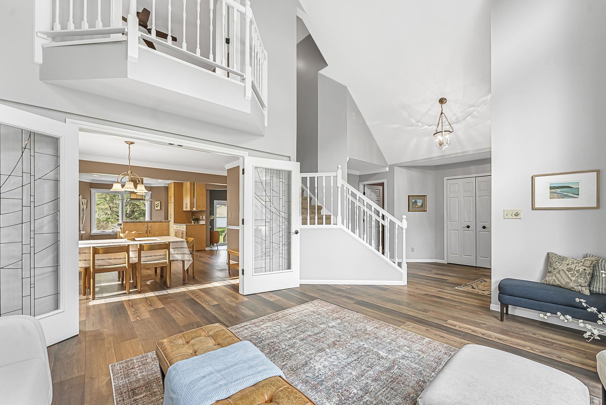 9733 Crescent Shores Road