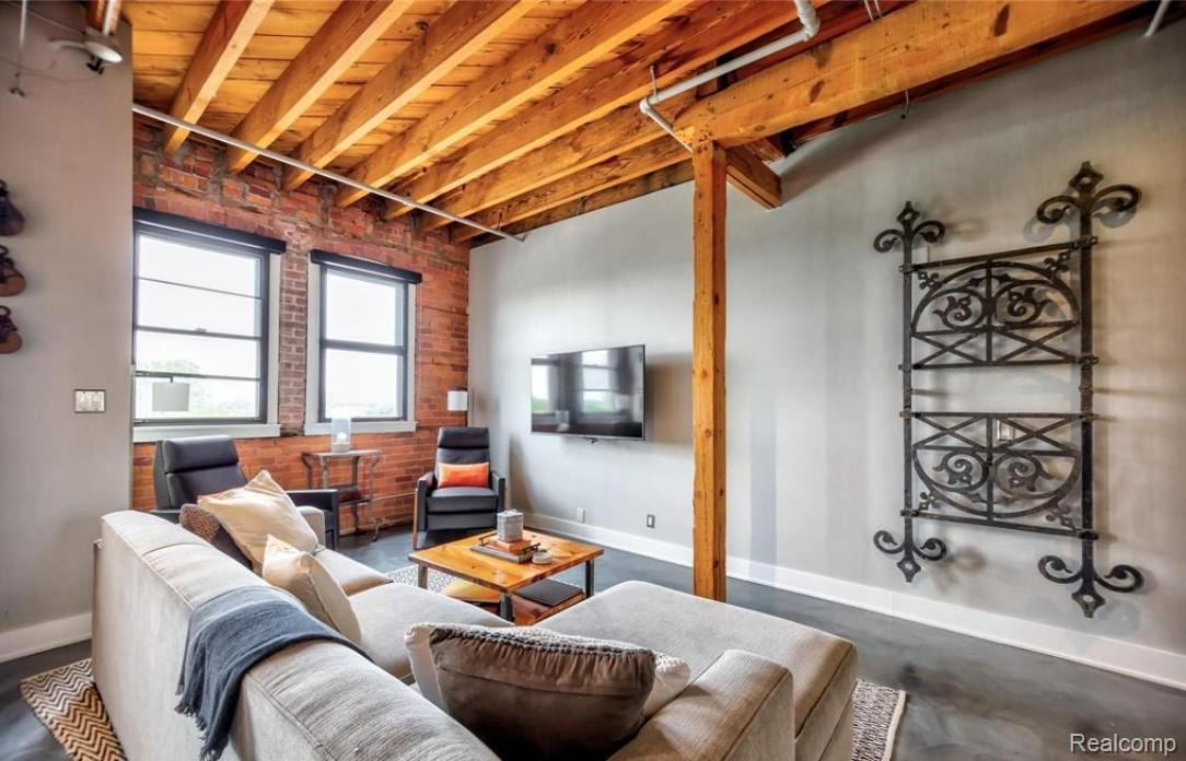 Detroit City, Michigan 48207, United States, 1 Bedroom Bedrooms, ,2 BathroomsBathrooms,Residential,Active,193586