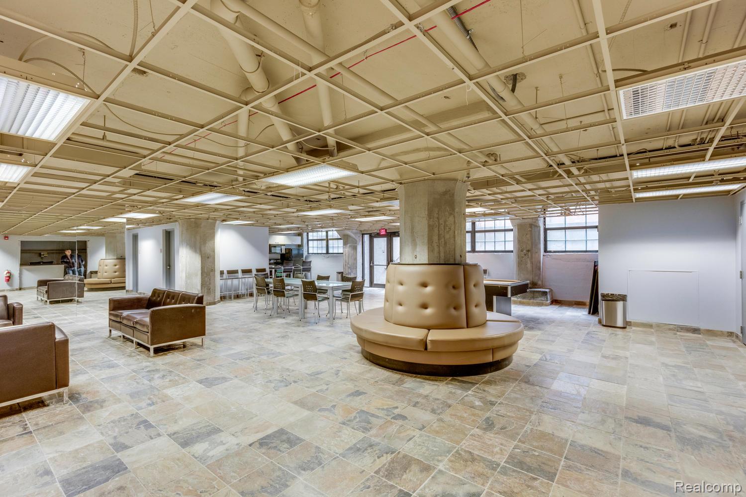 Detroit City, Michigan 48207, United States, 1 Bedroom Bedrooms, ,2 BathroomsBathrooms,Residential,Active,193586