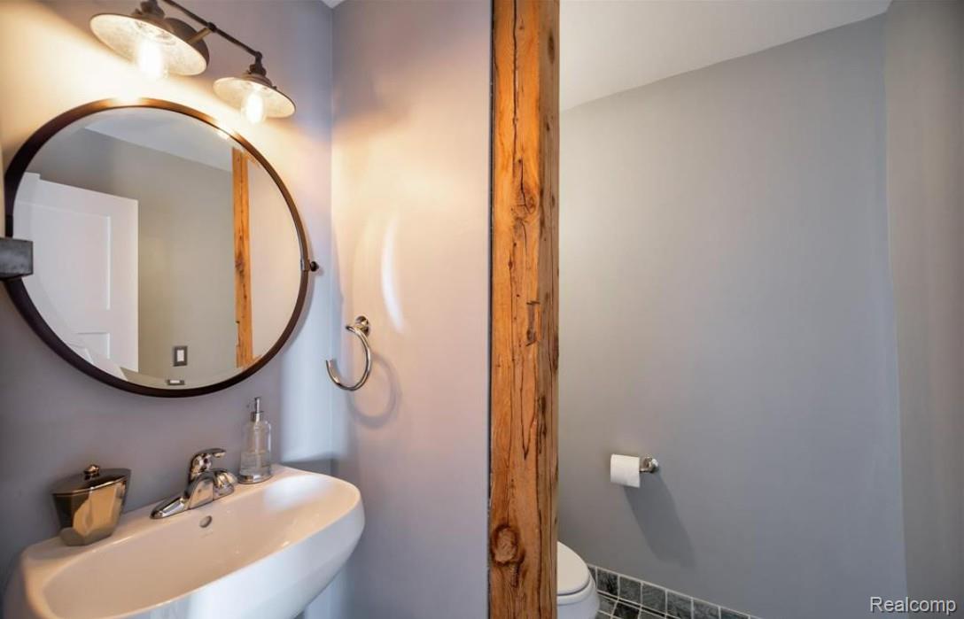 Detroit City, Michigan 48207, United States, 1 Bedroom Bedrooms, ,2 BathroomsBathrooms,Residential,Active,193586